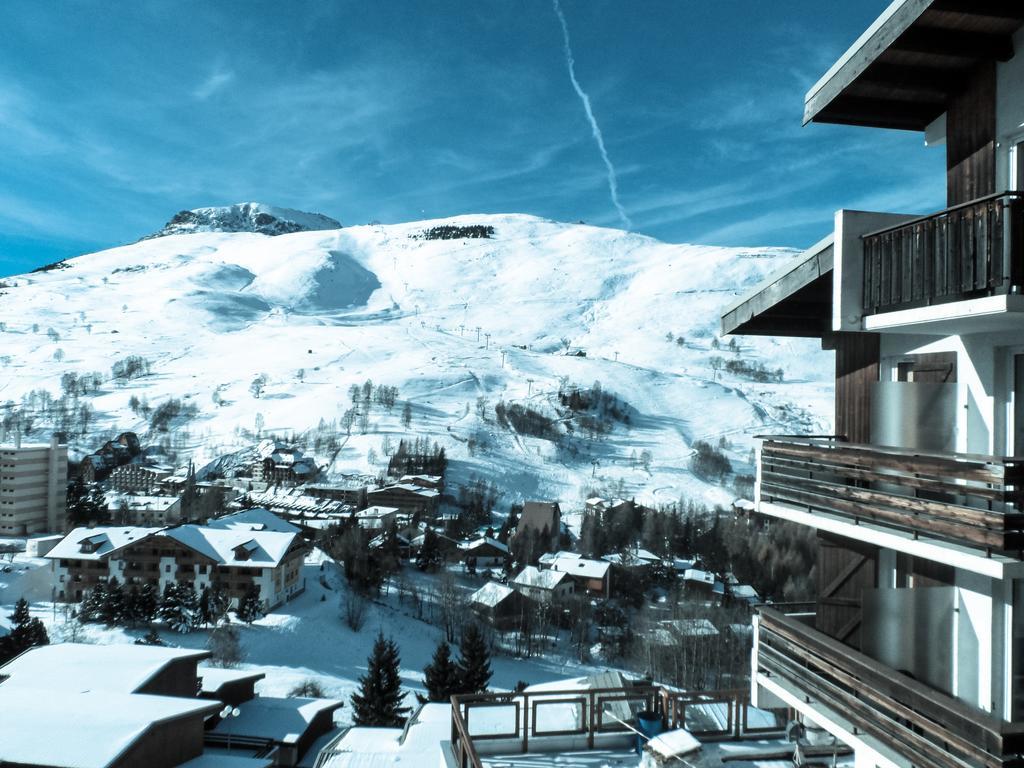 Hotel Turan Les Deux Alpes Exterior photo