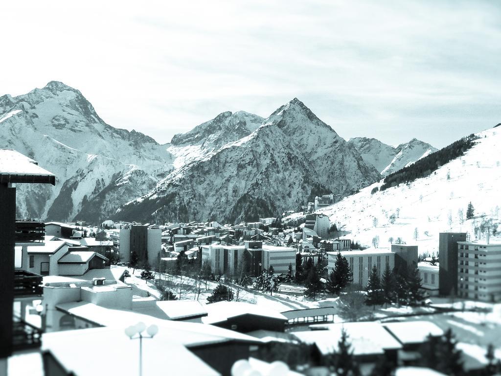 Hotel Turan Les Deux Alpes Exterior photo