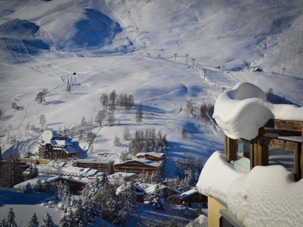 Hotel Turan Les Deux Alpes Exterior photo