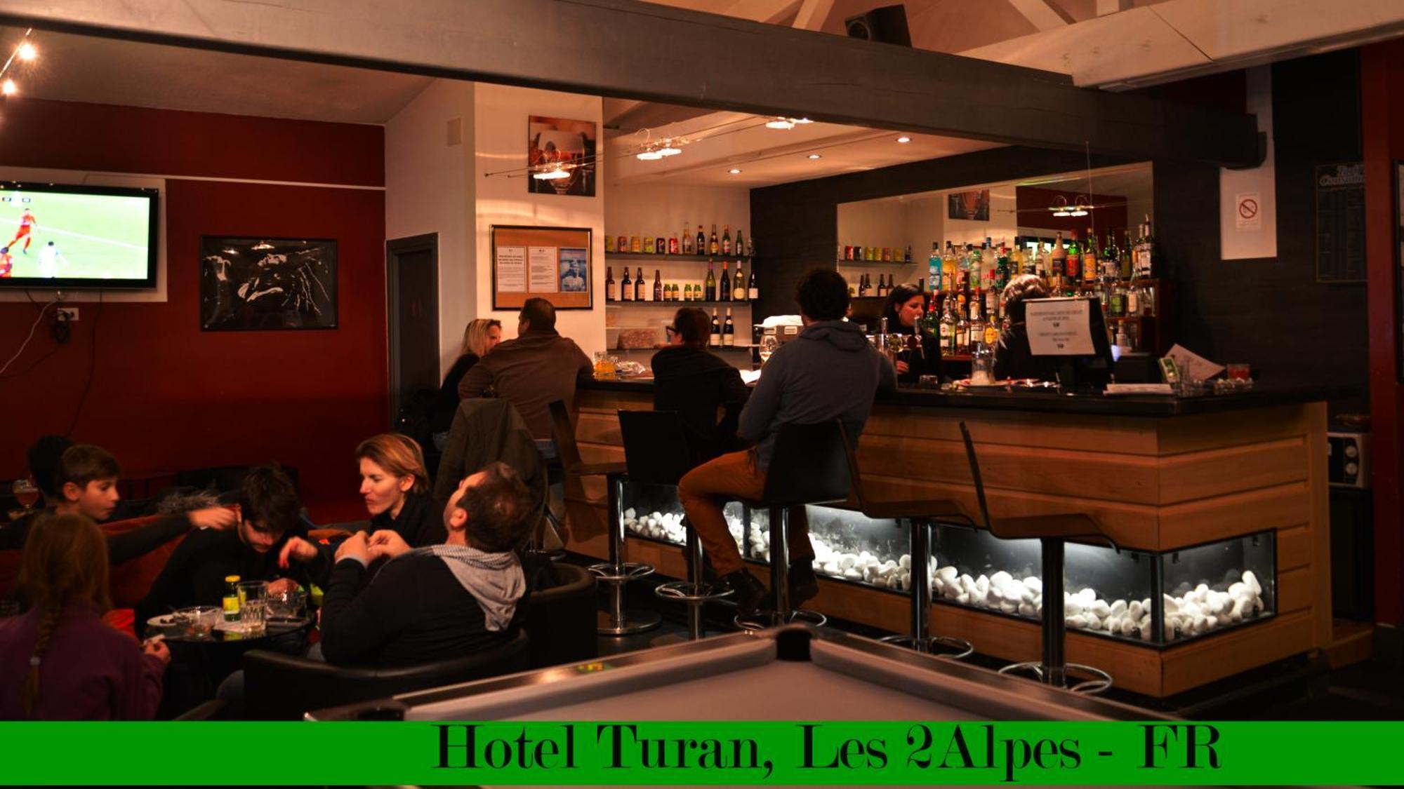 Hotel Turan Les Deux Alpes Exterior photo