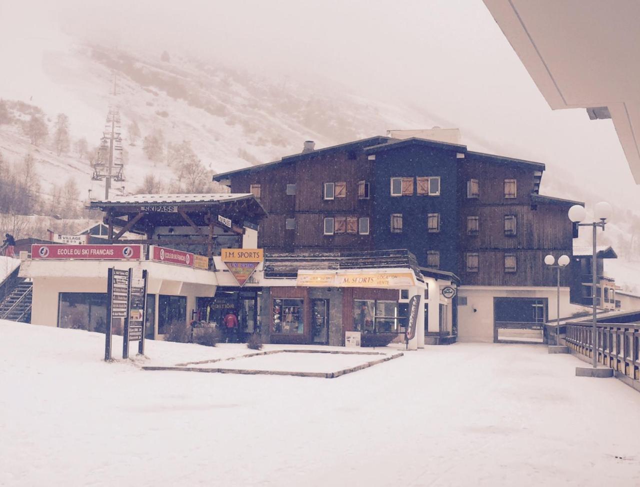 Hotel Turan Les Deux Alpes Exterior photo